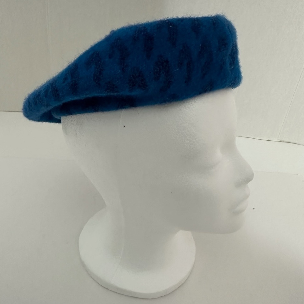 BCBGeneration Blue Print Beret Hat Wool Blend Fuzzy Parisian French Girl Chic - Picture 5 of 6